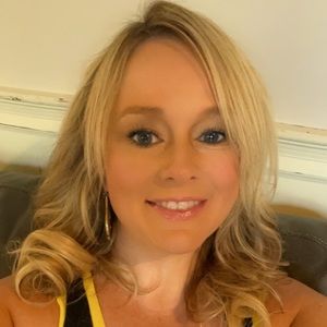 Meet your Posher, Ellie